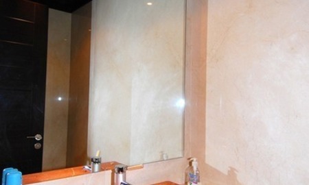/db//1286443372toilet_guest_01_108106.jpg.thumb.jpg