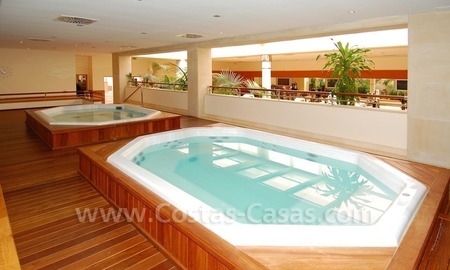 /db//1286565545jacuzzis_02_108124_5.jpg.thumb.jpg