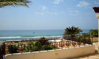 Exclusief Beachfront penthouse appartement te koop aan het strand in Los Monteros te Marbella 1