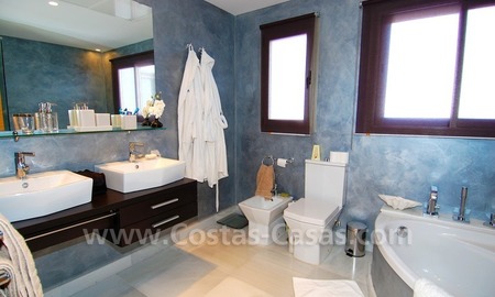 /db/huizen/1282221322107999_bathroom_02.jpg.thumb.jpg