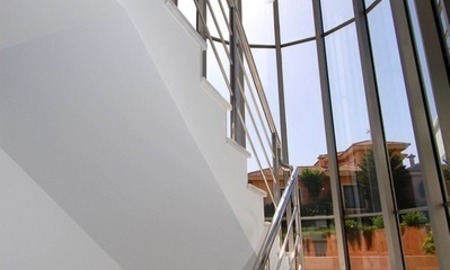 /db/huizen/1282221322107999_stairs_02.jpg.thumb.jpg