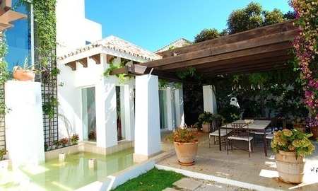 /db/huizen/12854370165493_back_terrasse_02.jpg.thumb.jpg