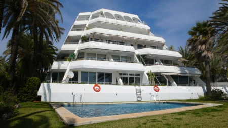 /db/huizen/1288468198complex.JPG.thumb.JPG