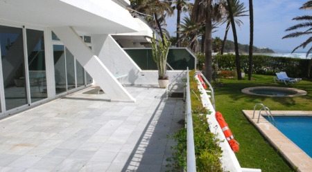 /db/huizen/1288468198terras.JPG.thumb.JPG