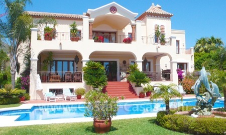 /db/huizen/1288789258house_pool_01_106424.jpg.thumb.jpg