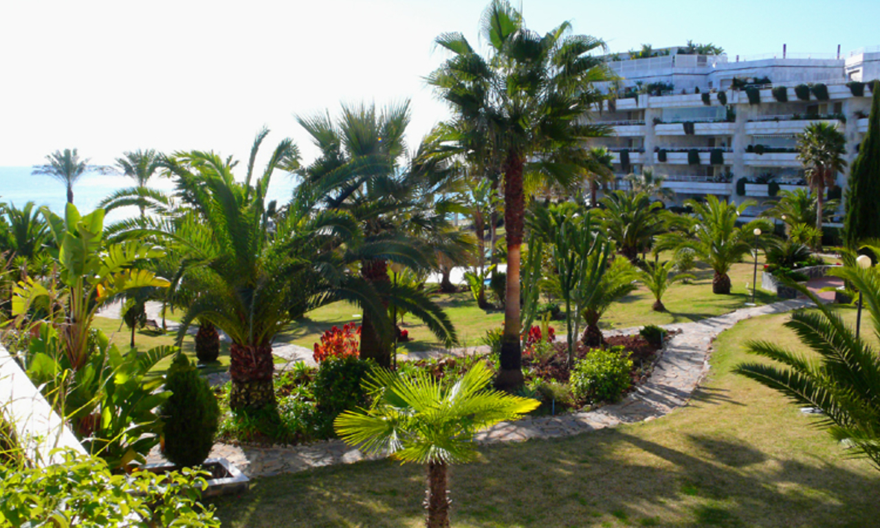 Beachfront appartement te koop, Golden Mile, Marbella 0
