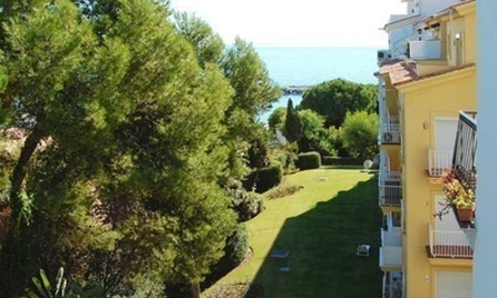 /db/huizen/1290691587view_sea_from_balcony_01_108255.jpg.thumb.jpg