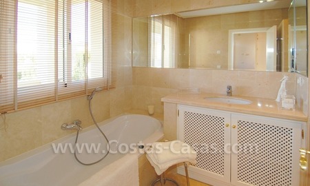 /db/huizen/1290961666bathroom_01_108291.jpg.thumb.jpg