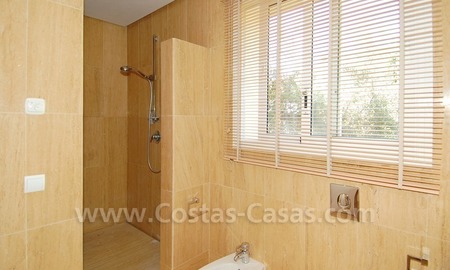 /db/huizen/1290961666bathroom_02_108291.jpg.thumb.jpg