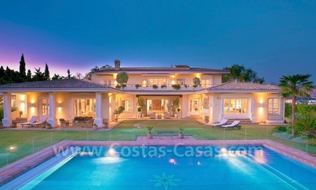 /db/huizen/1290965798Villa_night_108252.jpg.thumb.jpg