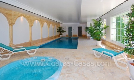 /db/huizen/1290966266pool_indoor_02_108252.jpg.thumb.jpg