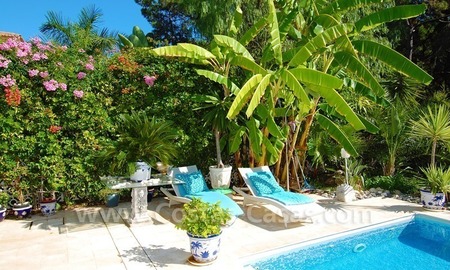/db/huizen/1293029378pool_01_108176.jpg.thumb.jpg