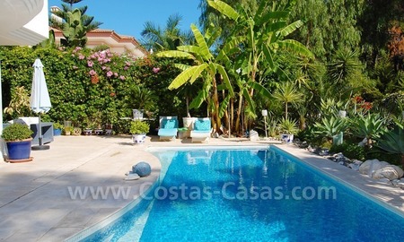 /db/huizen/1293029378pool_02_108176.jpg.thumb.jpg