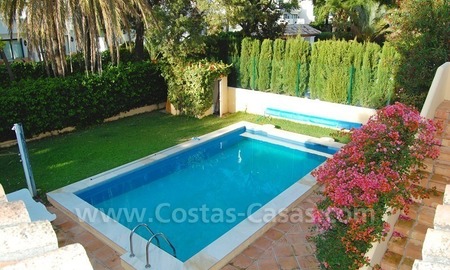 /db/huizen/1293041573pool_01_108296.jpg.thumb.jpg