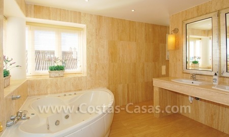 /db/huizen/1293045503bathroom_03_108277.jpg.thumb.jpg
