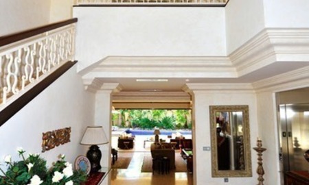 /db/huizen/1293116718entrance_hall_02_copy.jpg.thumb.jpg
