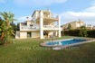 /db/huizen/129432617210_villa_pool_108478.jpg.thumb.jpg