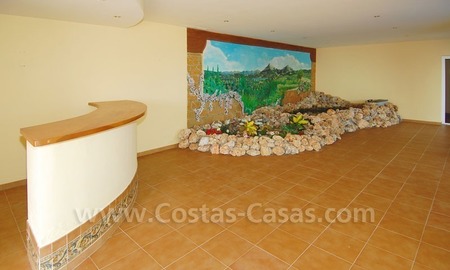 /db/huizen/1294422246bar_interior_pool_107796.jpg.thumb.jpg