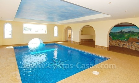 /db/huizen/1294422246interior_pool_107796.jpg.thumb.jpg