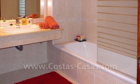 /db/huizen/1294588306bath_01_108047_8.jpg.thumb.jpg