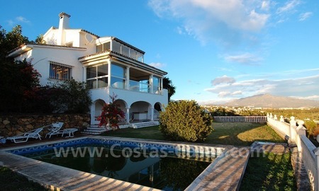 /db/huizen/1295026331pool_01_108386.jpg.thumb.jpg