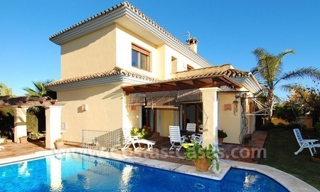 /db/huizen/129536629210_villa_pool_108497.jpg.thumb.jpg