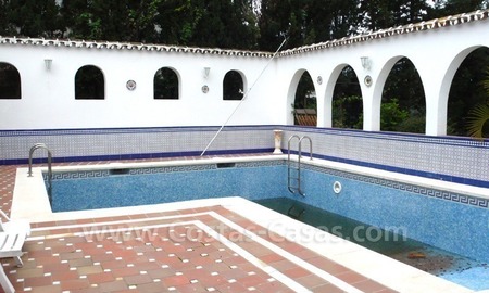 /db/huizen/1296402869pool_03_108530.jpg.thumb.jpg
