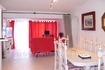 /db/huizen/1296480066living_01.jpg.thumb.jpg