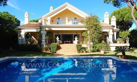 /db/huizen/129745327010_villa_pool_108479.jpg.thumb.jpg
