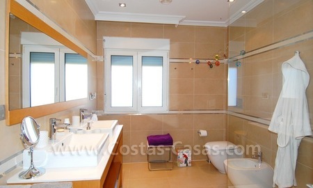 /db/huizen/1297873528130_bad_107585.jpg.thumb.jpg