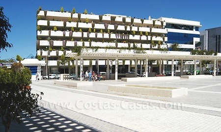 /db/huizen/1298134181complex_met_plein_veraf.jpg.thumb.jpg