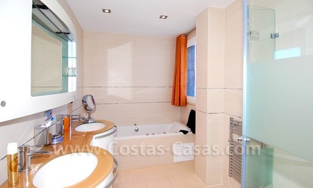 /db/huizen/1298569945bath_03_108628.jpg.thumb.jpg