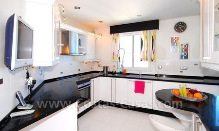 /db/huizen/1298569945kitchen_02_108628.jpg.thumb.jpg