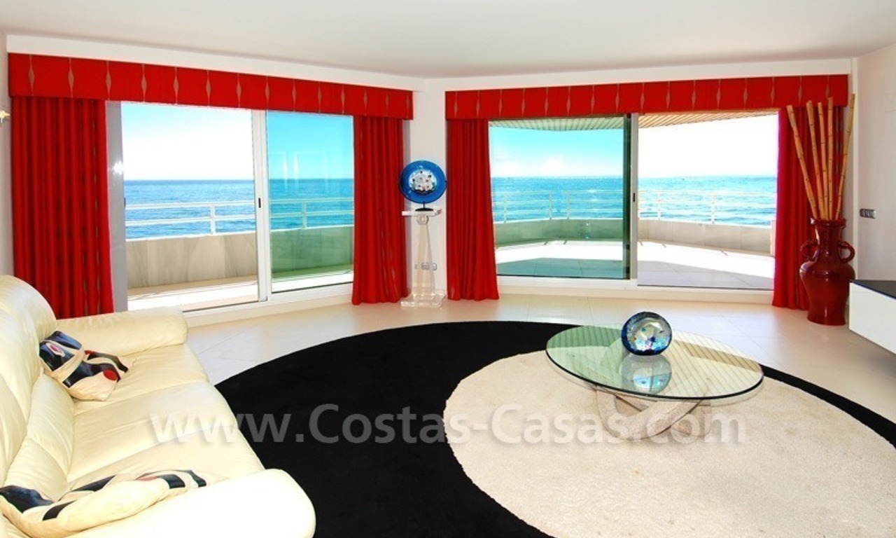 Beachfront modern appartement te koop, Golden Mile, Marbella 9