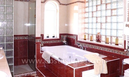 /db/huizen/1299096897bath_03_108621.jpg.thumb.jpg