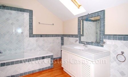/db/huizen/1303054599bath_04_108875_6.jpg.thumb.jpg