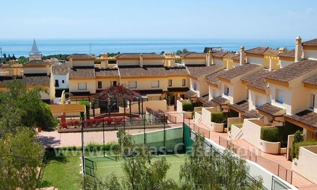 /db/huizen/1304876543complex_tennis_01_108397.jpg.thumb.jpg