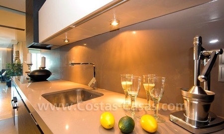/db/huizen/1305136826kitchen_01_108927_9.jpg.thumb.jpg