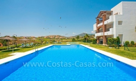 /db/huizen/1305136826pool_and_complex_03_108927_9.jpg.thumb.jpg
