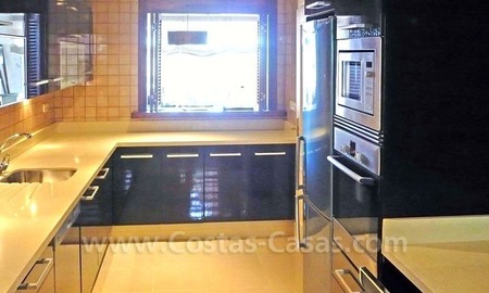 /db/huizen/1305141408kitchen_01_108938_40.jpg.thumb.jpg