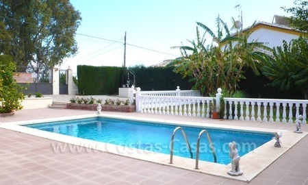 /db/huizen/1305997383pool_02.jpg.thumb.jpg