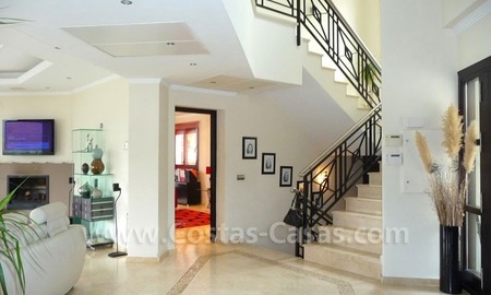 /db/huizen/1307011911hall_stairs_dm_01_108829.jpg.thumb.jpg