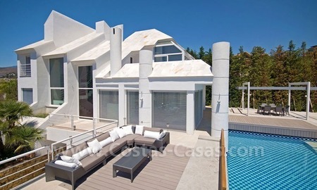 /db/huizen/1308333471villa_pool_05_109063.jpg.thumb.jpg