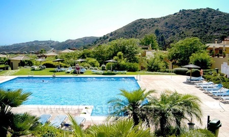 /db/huizen/1310474576pool_01_109243.jpg.thumb.jpg