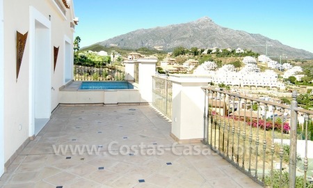 /db/huizen/1311335392pool_terrace_02_109269.jpg.thumb.jpg