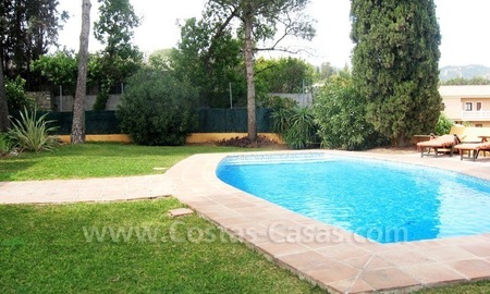 /db/huizen/1315154760pool_02_109053.jpg.thumb.jpg