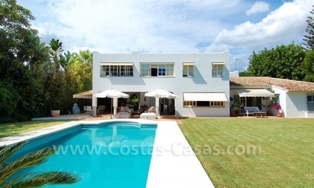 /db/huizen/1315675614pool_villa_01_109491.jpg.thumb.jpg
