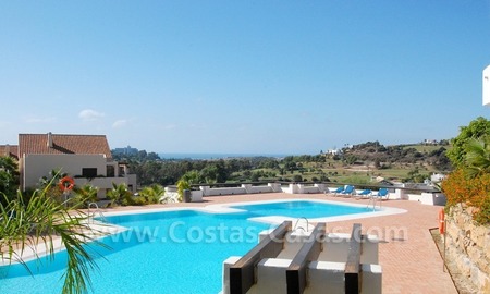 /db/huizen/1320425145pool_03_109659_60.jpg.thumb.jpg