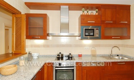 /db/huizen/1320425672kitchen_02_109659_60.jpg.thumb.jpg