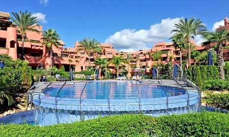 /db/huizen/1320503042pool_complex_01_109687.jpg.thumb.jpg
